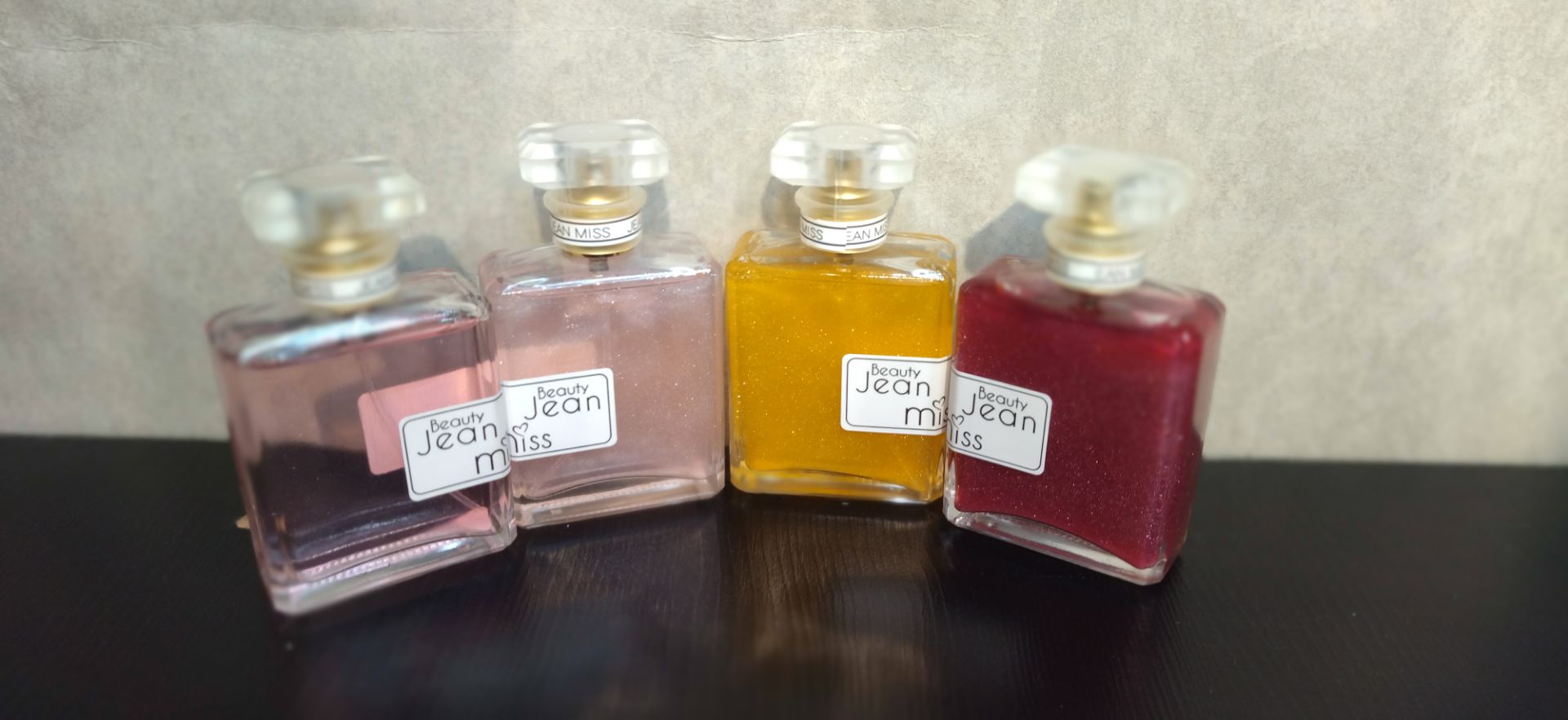 عطر زنانه Bikini – رایحه شیرین، میوه‌ای و ساحلی با ماندگاری عالی