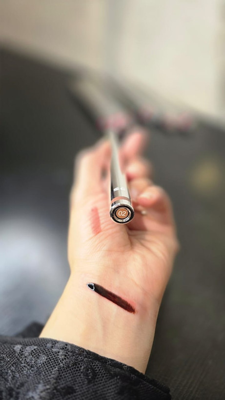 خط لب مایع پیلآف OLIBOLLA Lip Liner
